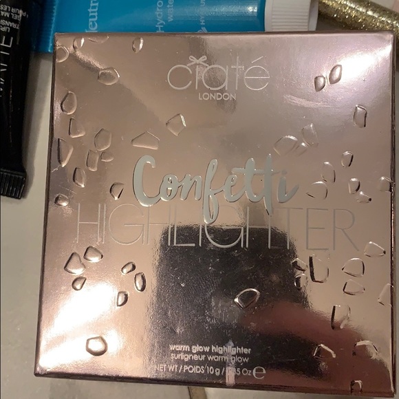 Makeup bundle - Picture 2 of 6